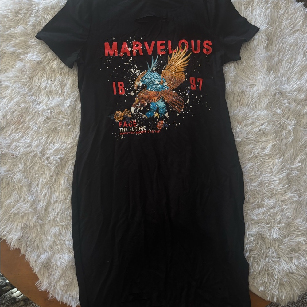 SHEIN Curve “Marvelous” Eagle Graphic Black T-Shirt Dress OXL